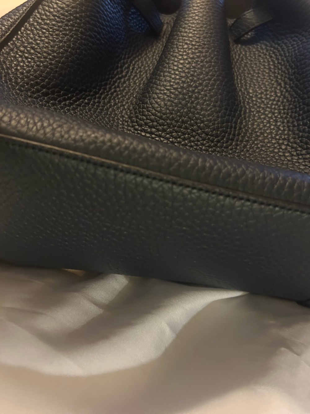 Mulberry
Lyra 
Belted Bucket Bag in Night Sky - Picture 6 of 7